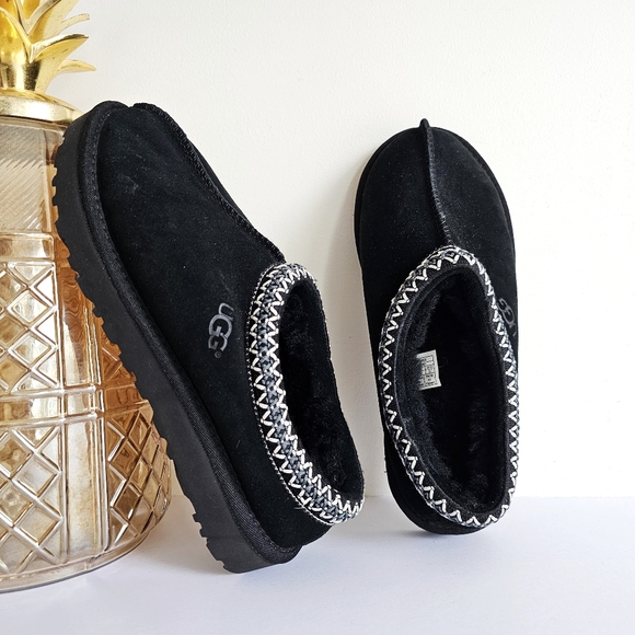 NWOT UGG 5955 Authentic Women's Black Tasman Slippers 100%Lamb Wool Size 10 - Picture 1 of 15